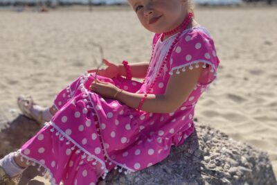 Petite sevillane - Agrandir l'image 14 sur 15, fenêtre modale