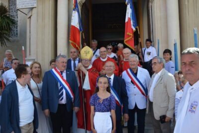 Agrandir l'image 3 sur 45, fenêtre modale