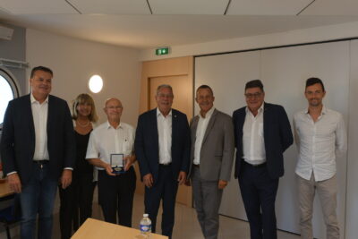 Agrandir l'image 2 sur 2, fenêtre modale