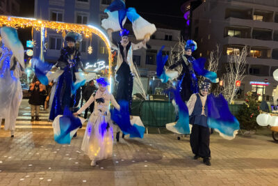 2023-12-28 Déambulation porteurs de lumière Cie Ciélo - Agrandir l'image 26 sur 31, fenêtre modale