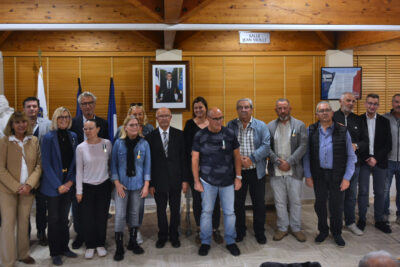 Agrandir l'image 1 sur 2, fenêtre modale