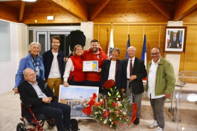 Agrandir l'image 2 sur 2, fenêtre modale