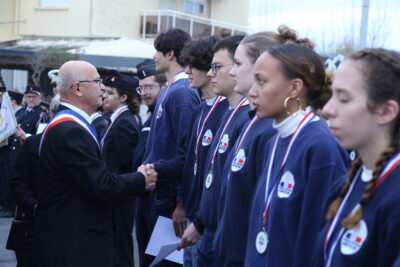 Agrandir l'image 10 sur 12, fenêtre modale