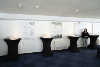 Agrandir l'image 2 sur 16, fenêtre modale