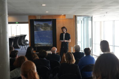 Agrandir l'image 6 sur 16, fenêtre modale