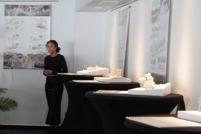 Agrandir l'image 10 sur 16, fenêtre modale