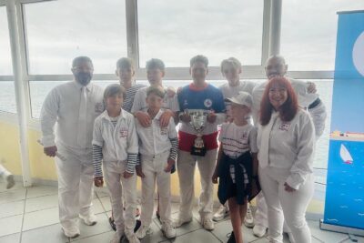 Agrandir l'image 1 sur 2, fenêtre modale